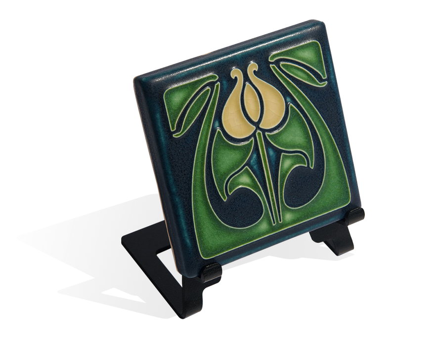 Tile with medium easel